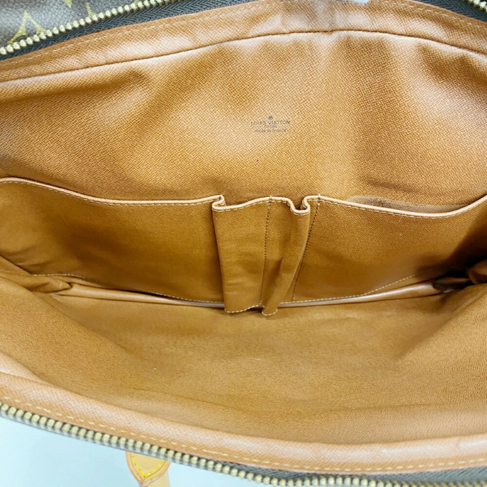 LOUIS VUITTON Brown Monogram Boston Bag - Picture 4 of 11